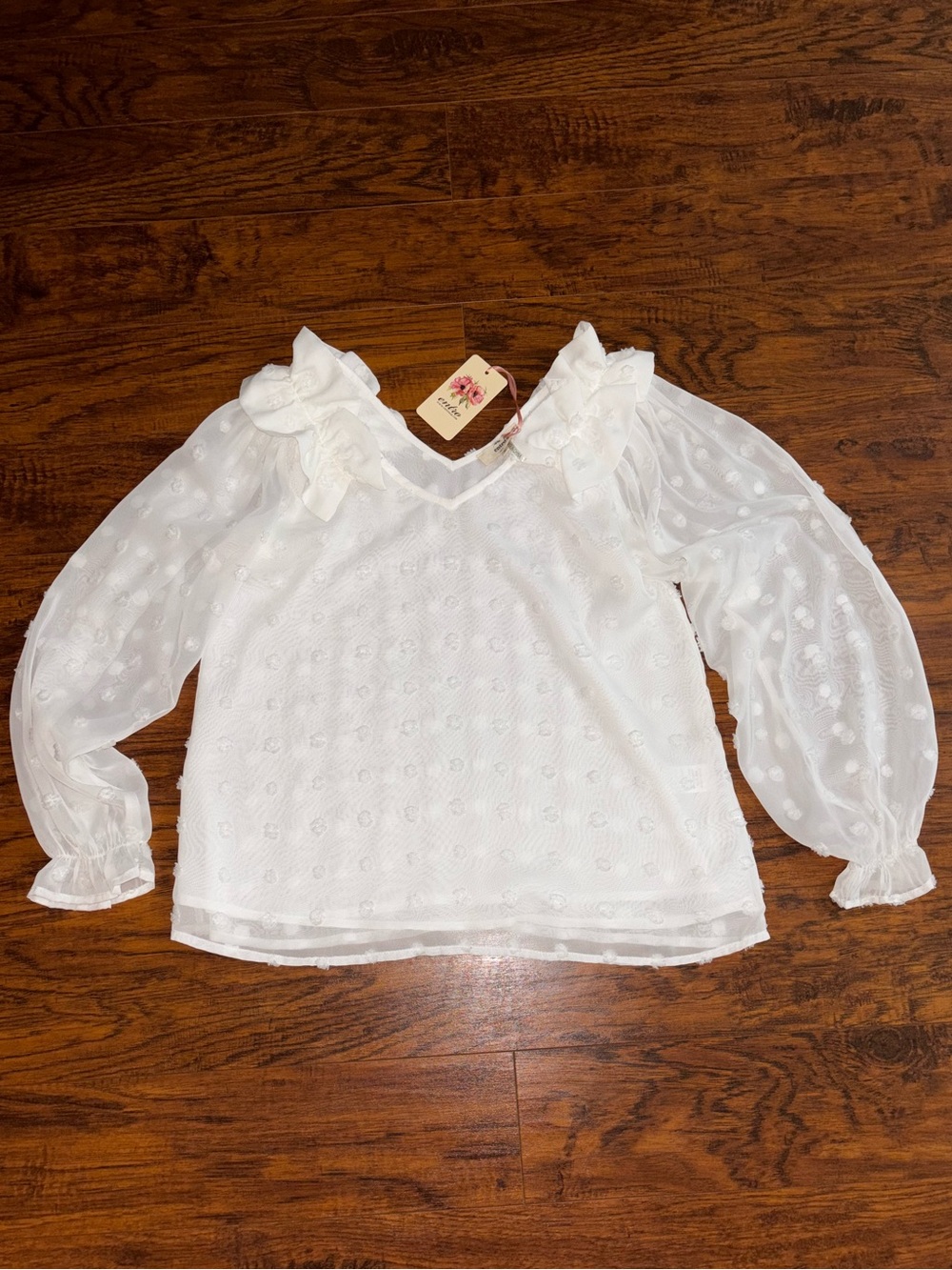 Entro NWT Boutique White Swiss Dot Sheer Women's Blouse Ruffle Sleeve Flowy Top